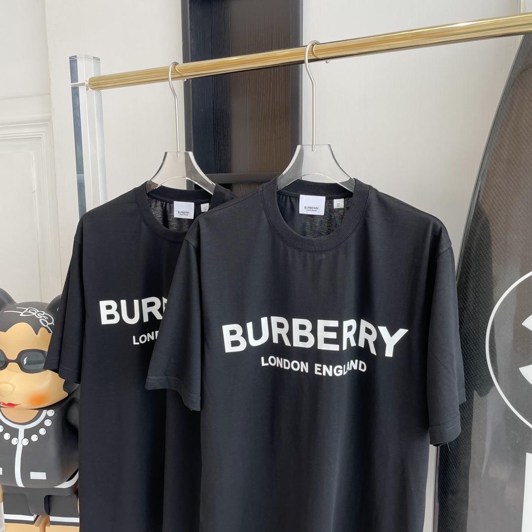 t-shirt-with-burberry-logo-344_16844972377-1000