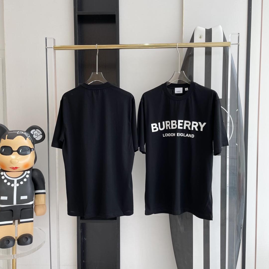 t-shirt-with-burberry-logo-344_16844972378-1000