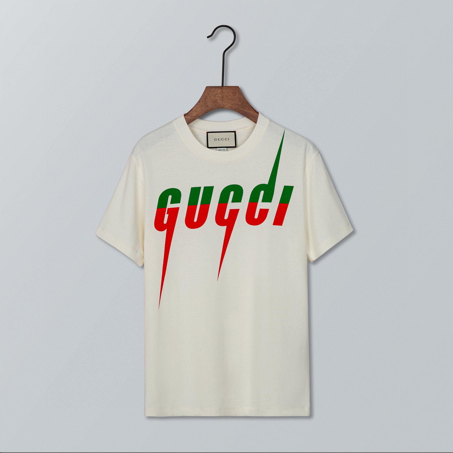 t-shirt-with-gucci-blade-print-192_16844969202-1000