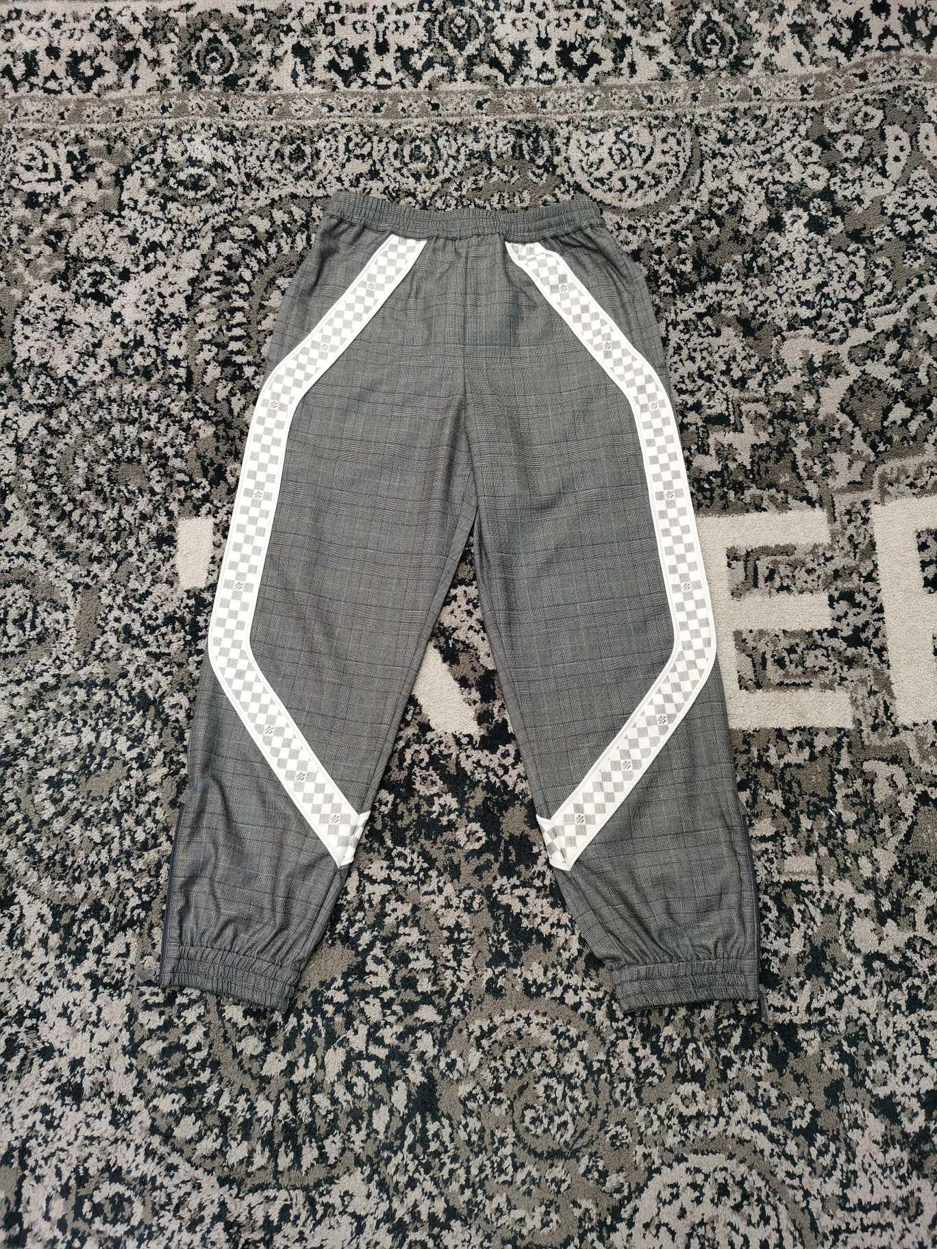 track-pants-in-custom-made-sti-2833_16844986184-1000