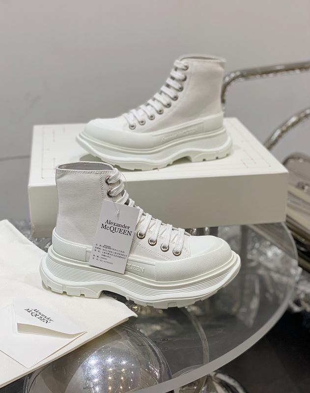 tread-slick-boot-in-white-1244_16843929623-1000