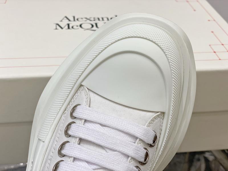 tread-slick-lace-up-in-white-1242_16843929607-1000