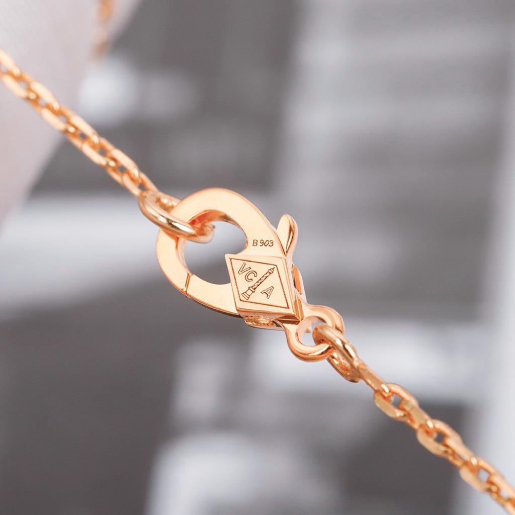 vintage-alhambra-bracelet-5-motifs-6261_16844029395-1000