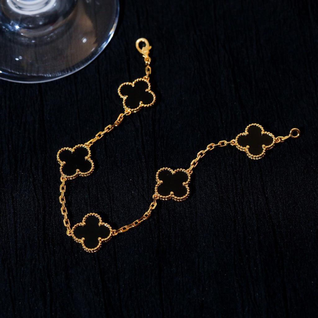 vintage-alhambra-bracelet-5-motifs-6320_16844030214-1000