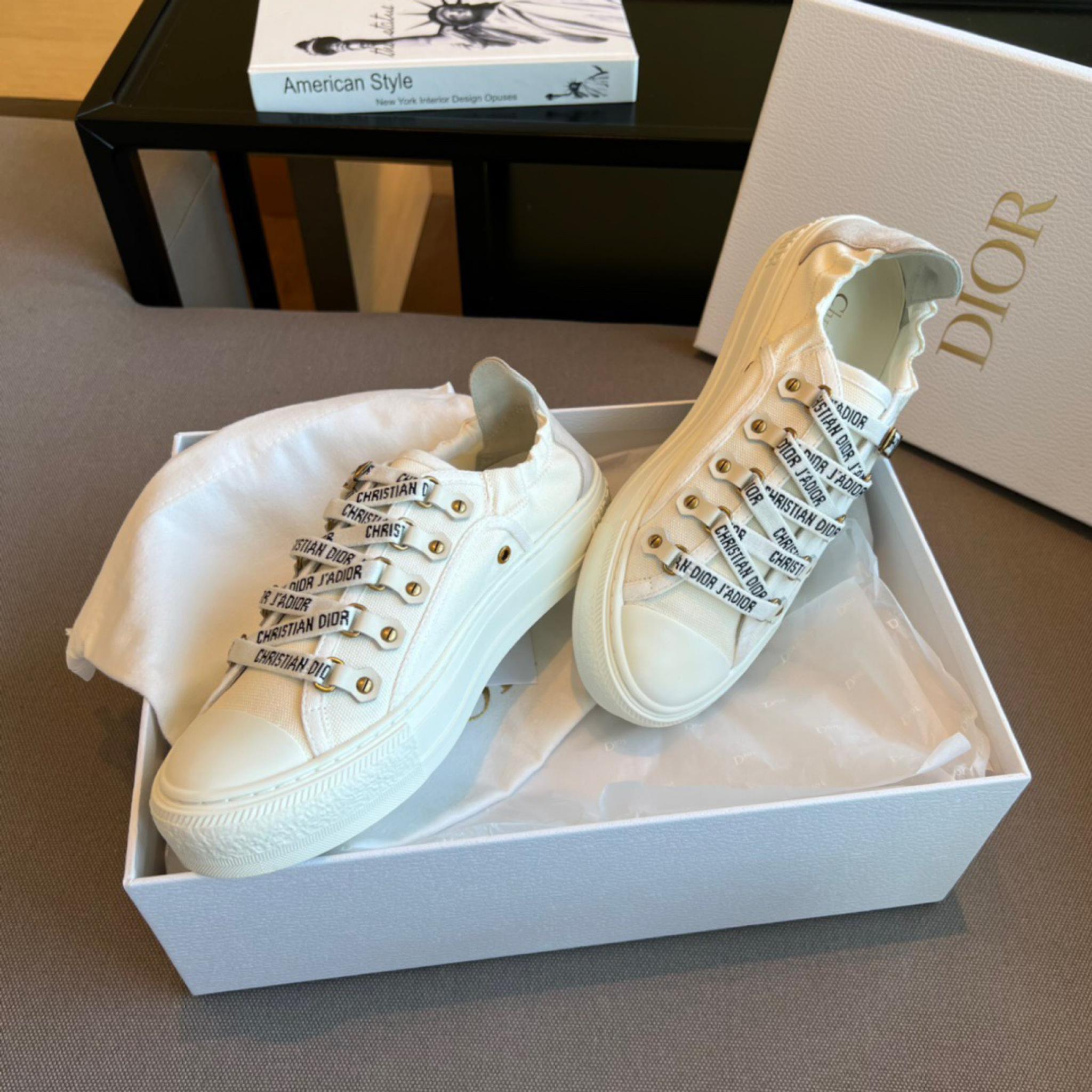 walkndior-sneaker-1658_16843942344-1000