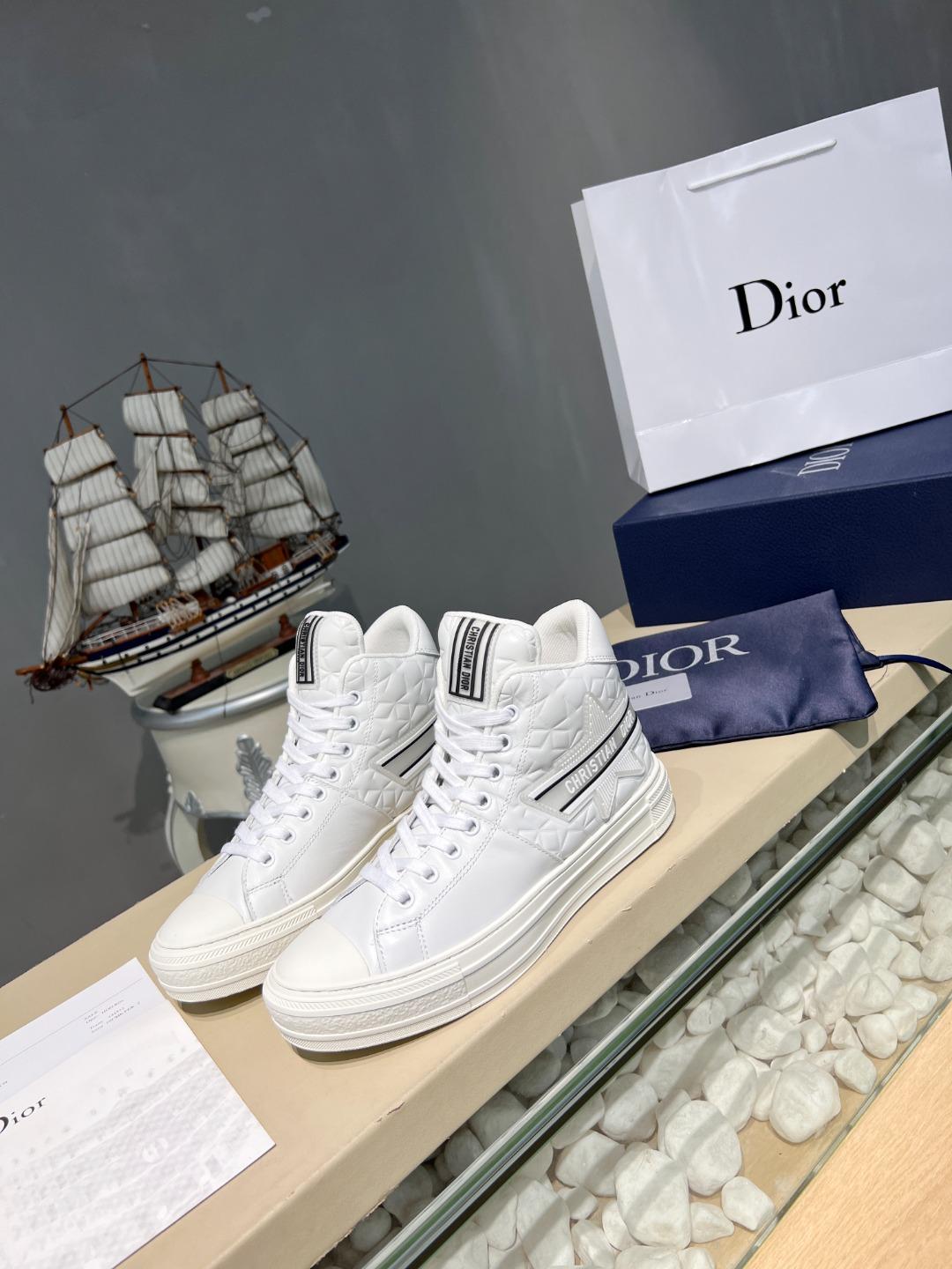 walkndior-star-sneaker-1653_16843942104-1000