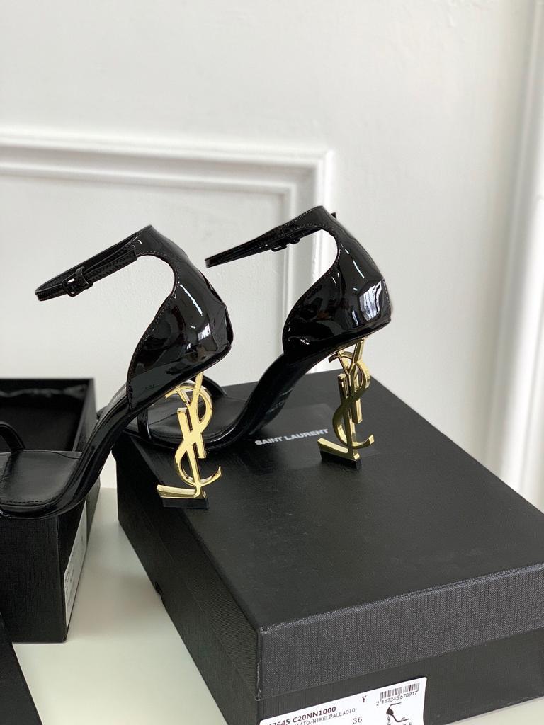 ysl-anja-d-orsay-pumps-in-patent-leather-black-7145_16844046286-1000